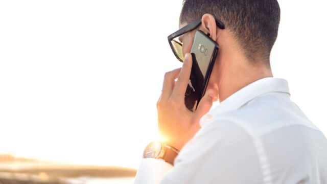 家庭教師からの電話は何時が安心？迷惑にならない時間帯と上手な対応ポイントをやさしく解説
