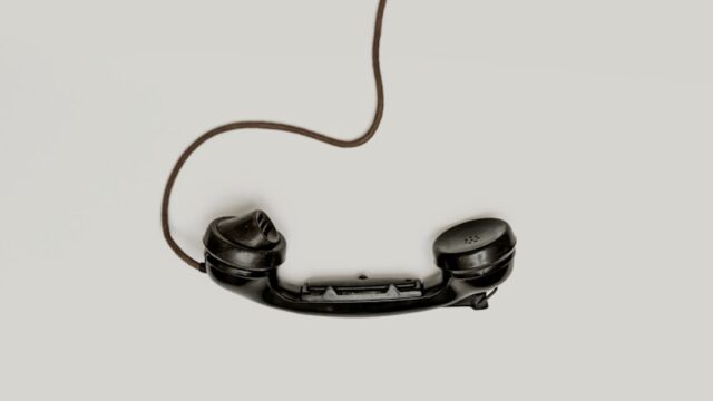 家庭教師からの電話は何時が安心？迷惑にならない時間帯と上手な対応ポイントをやさしく解説