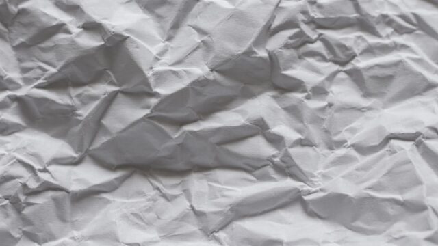 紙のしわを伸ばす方法｜アイロン以外でできる安全で簡単な直し方と失敗しにくいコツ