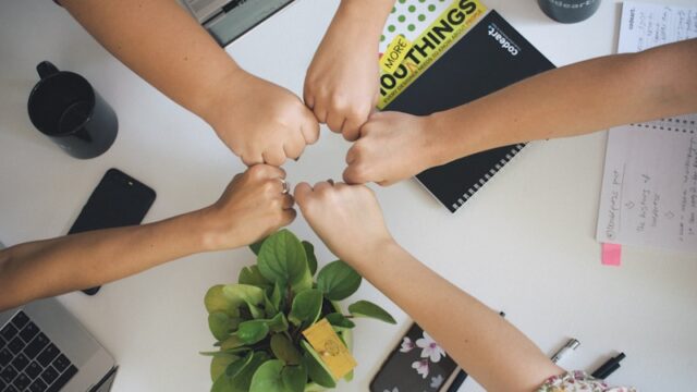 高校生向け｜生徒会スローガンに使える英語のかっこいい例文と決め方アイデア集